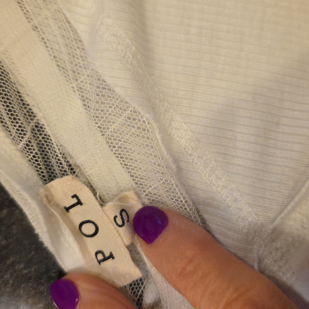 EUC POL Small White V-Neck Women's Tank Top - Picture 3 of 5